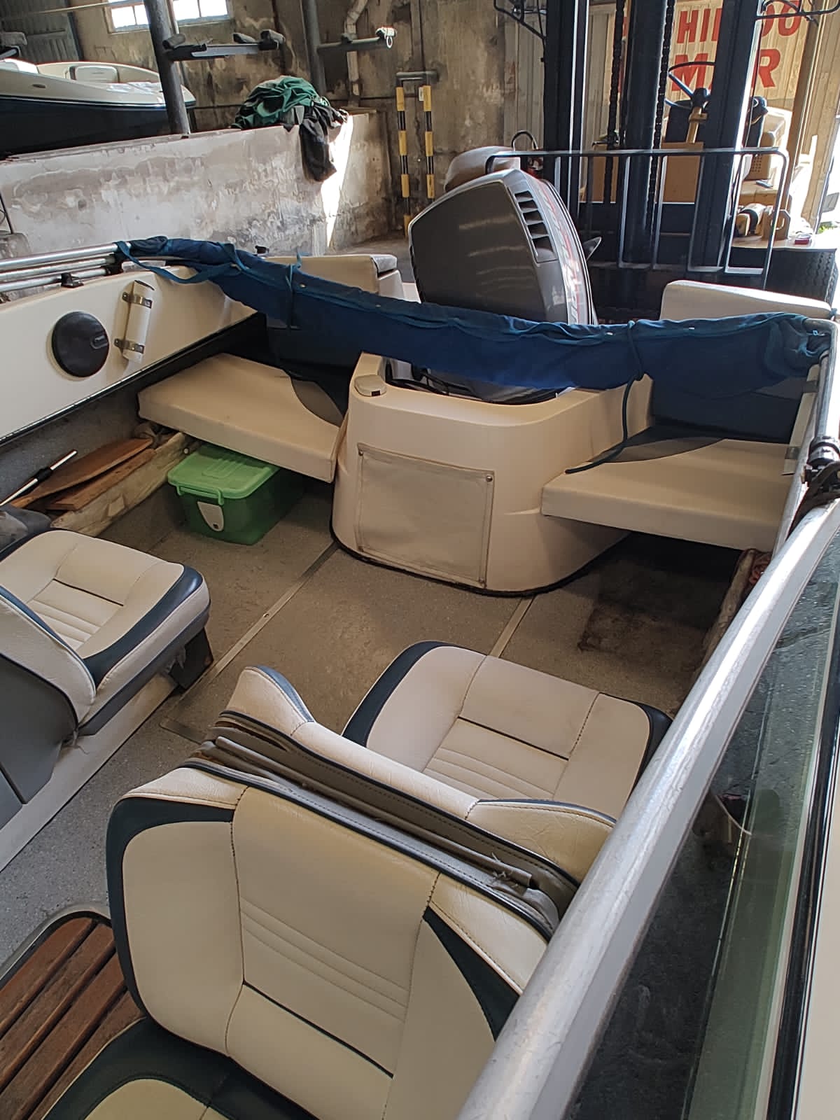 Canestrari 170 open 2000 Johnson 115 